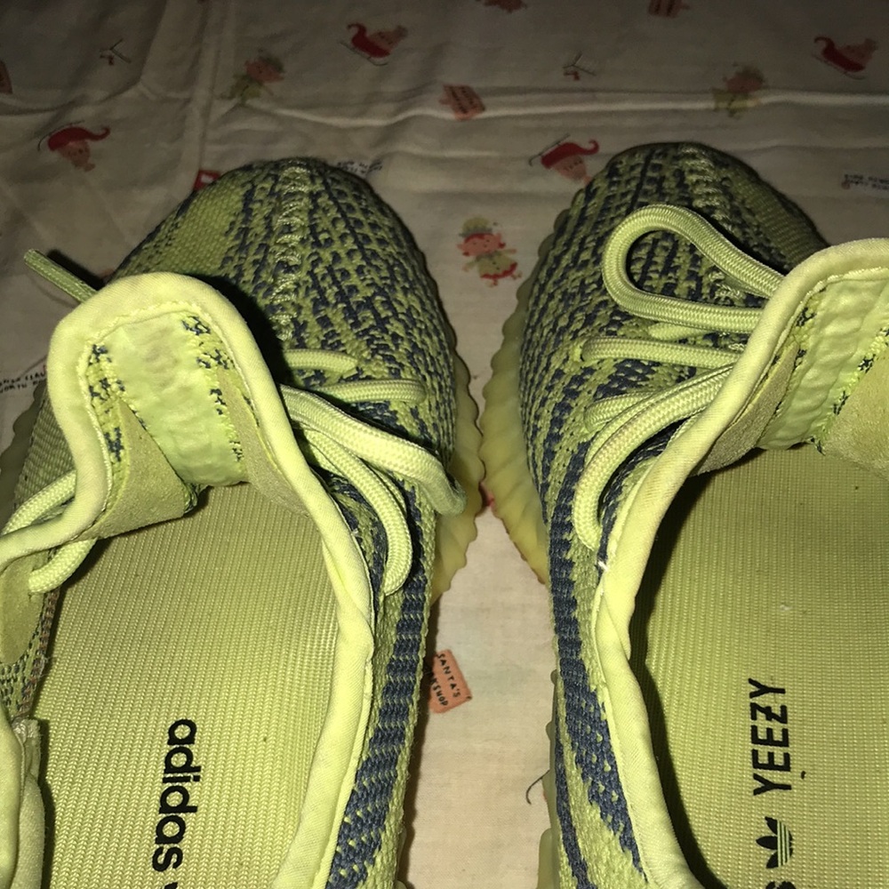 Adidas Yeezy Boost 350 V2 - Lime Green (7.5) - Picture 6 of 7